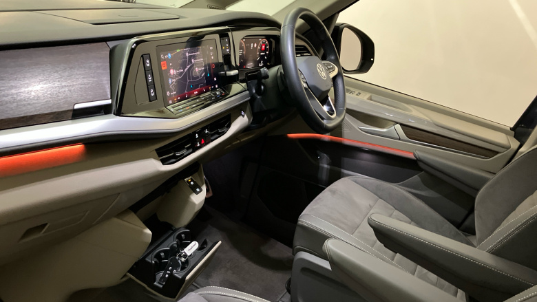 Volkswagen Multivan 2.0 TDI Style 5dr LWB DSG Diesel Estate